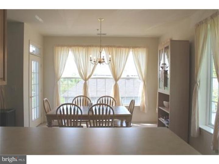 68 Kyle Way Ewing, NJ 08628 - Photo 4 of 15 Dining Room