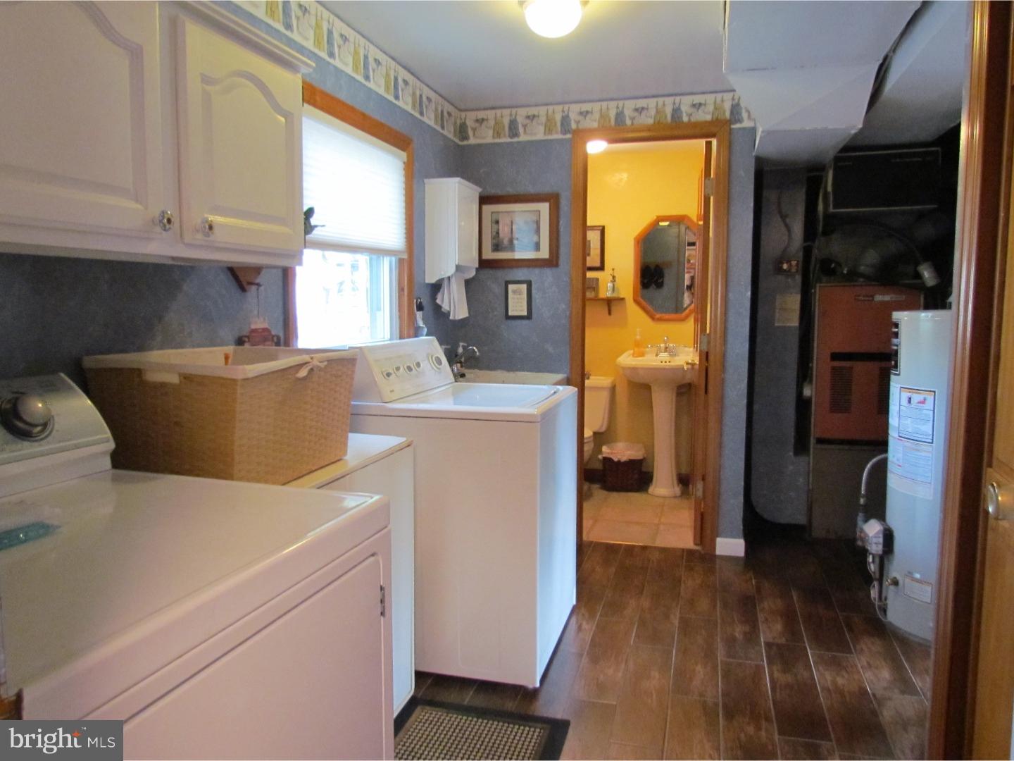 884 Phillips Road Warminster, PA 18974 - Photo 16 of 25 Gallery Image 16