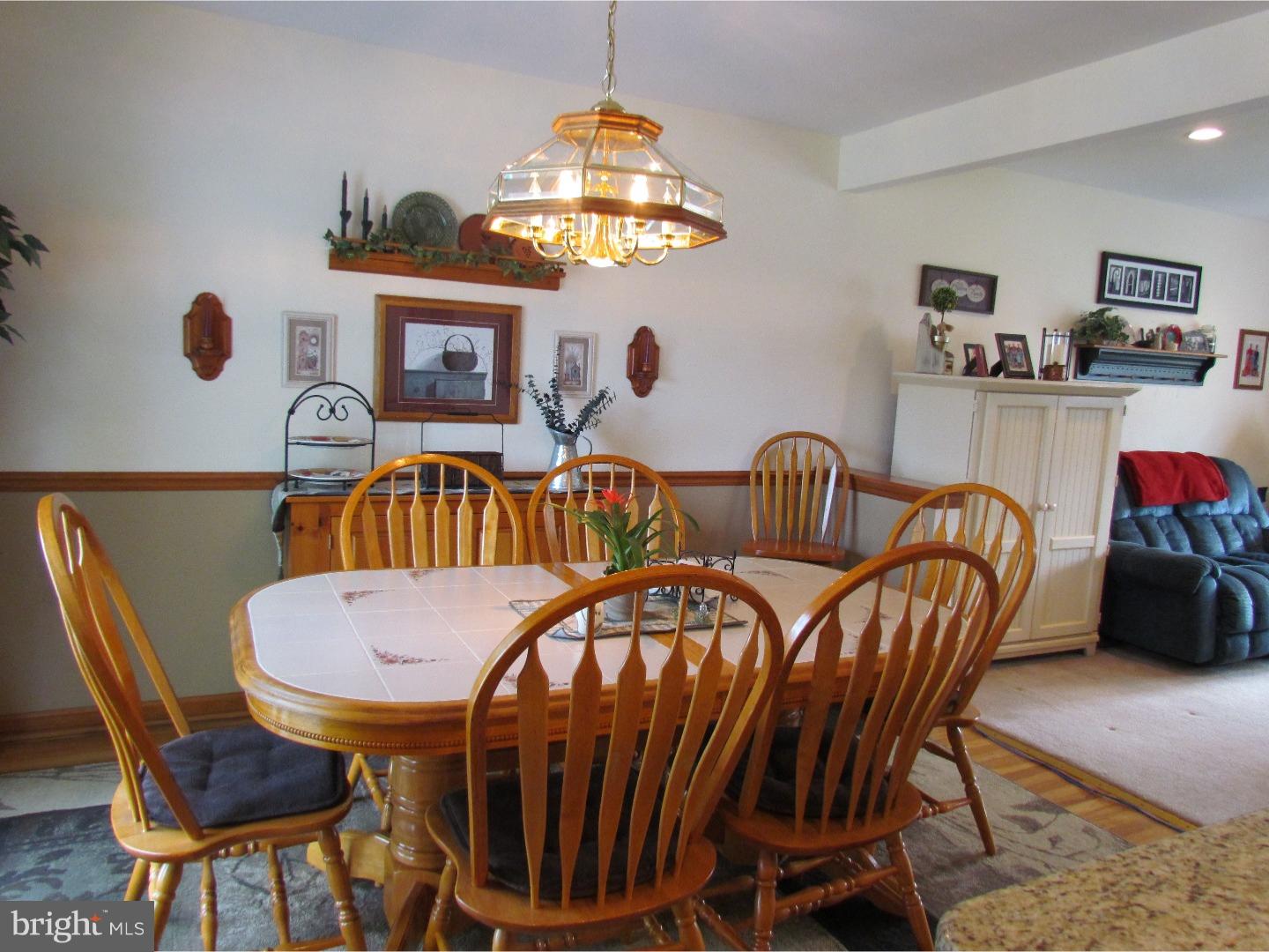 884 Phillips Road Warminster, PA 18974 - Photo 7 of 25 Gallery Image 7