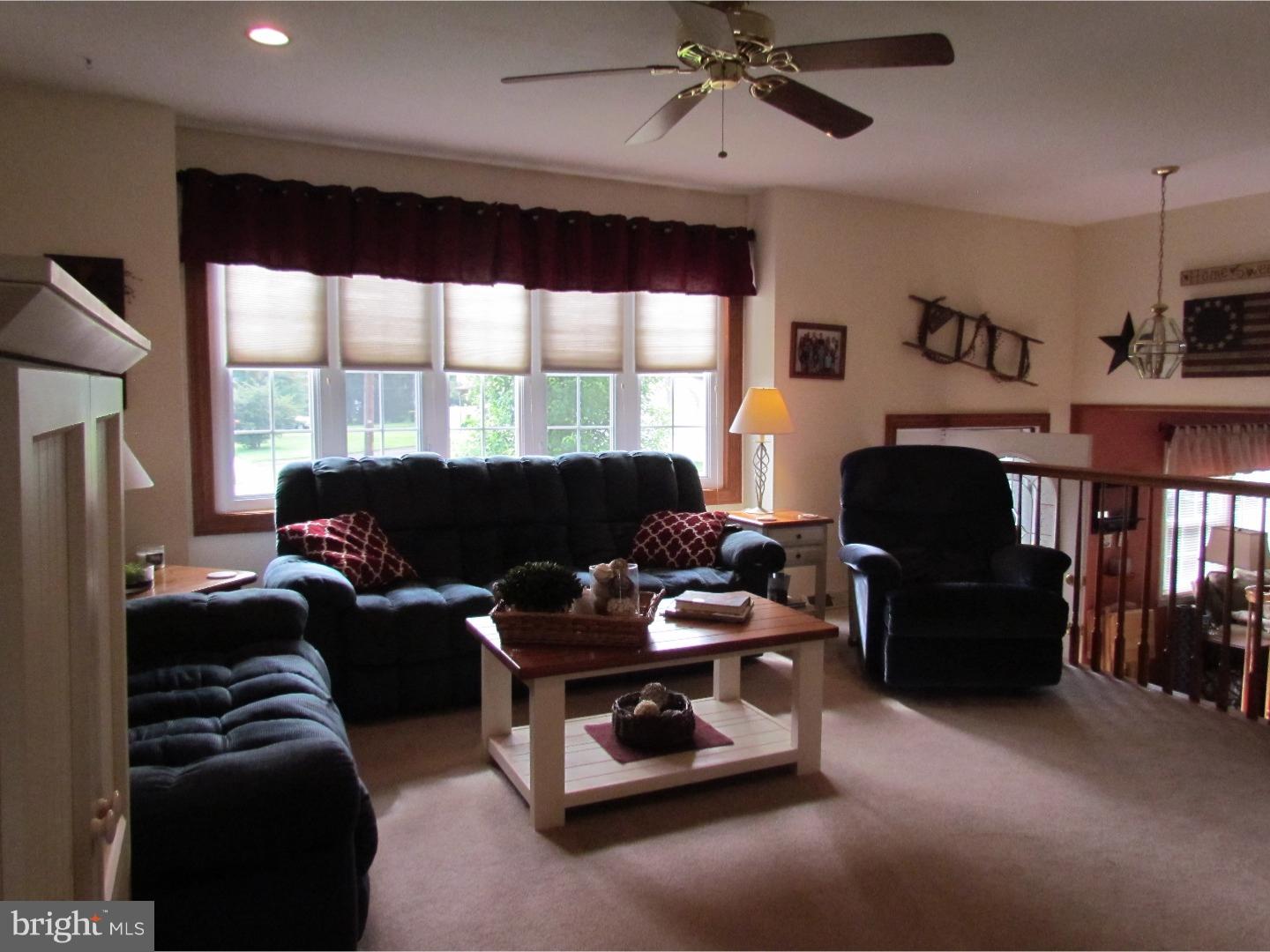 884 Phillips Road Warminster, PA 18974 - Photo 9 of 25 Gallery Image 9