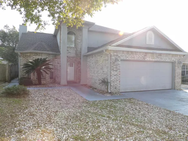 $2,100 | 6423 Lake Charlene Lane, Pensacola, FL 32506