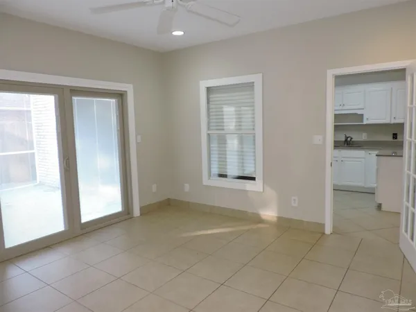 $2,100 | 6423 Lake Charlene Lane, Pensacola, FL 32506