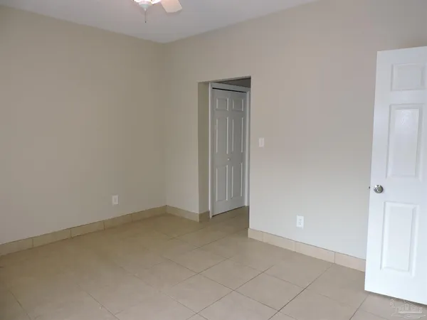 $2,100 | 6423 Lake Charlene Lane, Pensacola, FL 32506