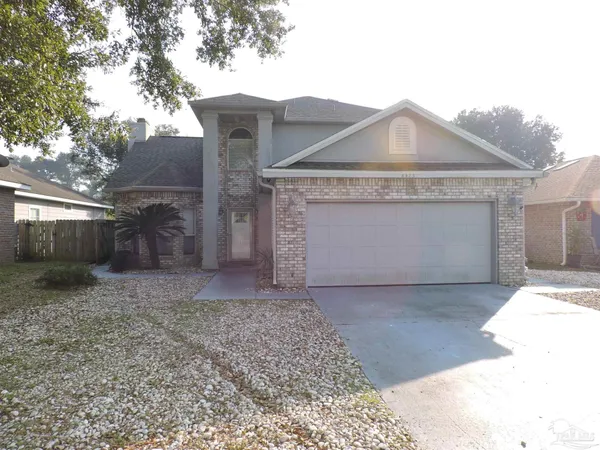 $2,100 | 6423 Lake Charlene Lane, Pensacola, FL 32506