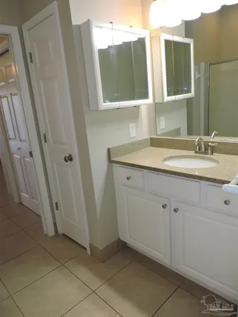 $2,100 | 6423 Lake Charlene Lane, Pensacola, FL 32506