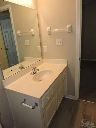 $2,100 | 6423 Lake Charlene Lane, Pensacola, FL 32506