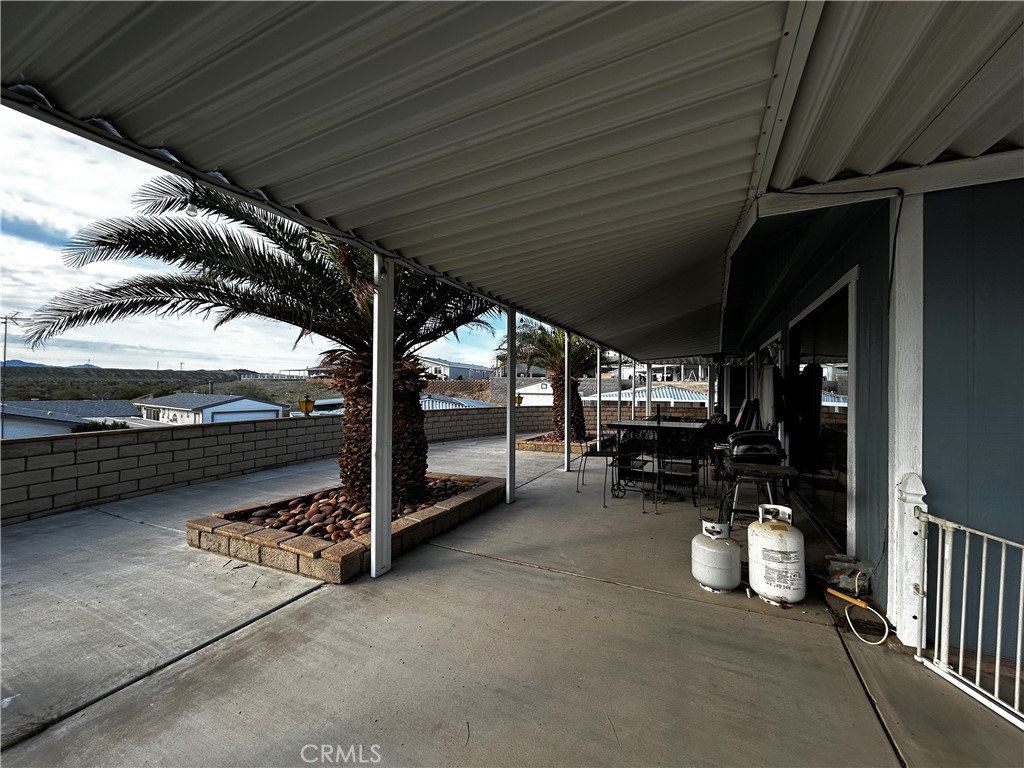 116 Thunderhead 1 Needles, CA 92363 - Photo 2 of 14 a view of a garage