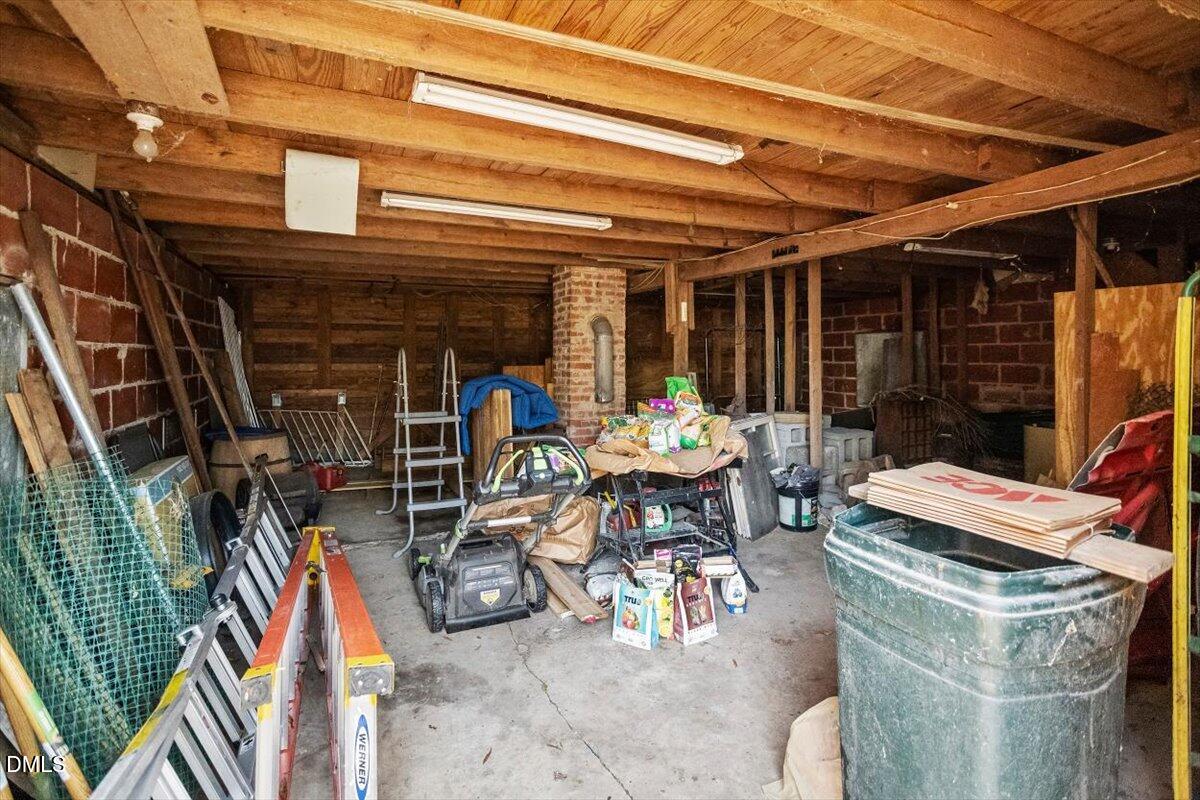 3107 Dixon Road Durham, NC 27707 - Photo 34 of 35 a view of outdoor space