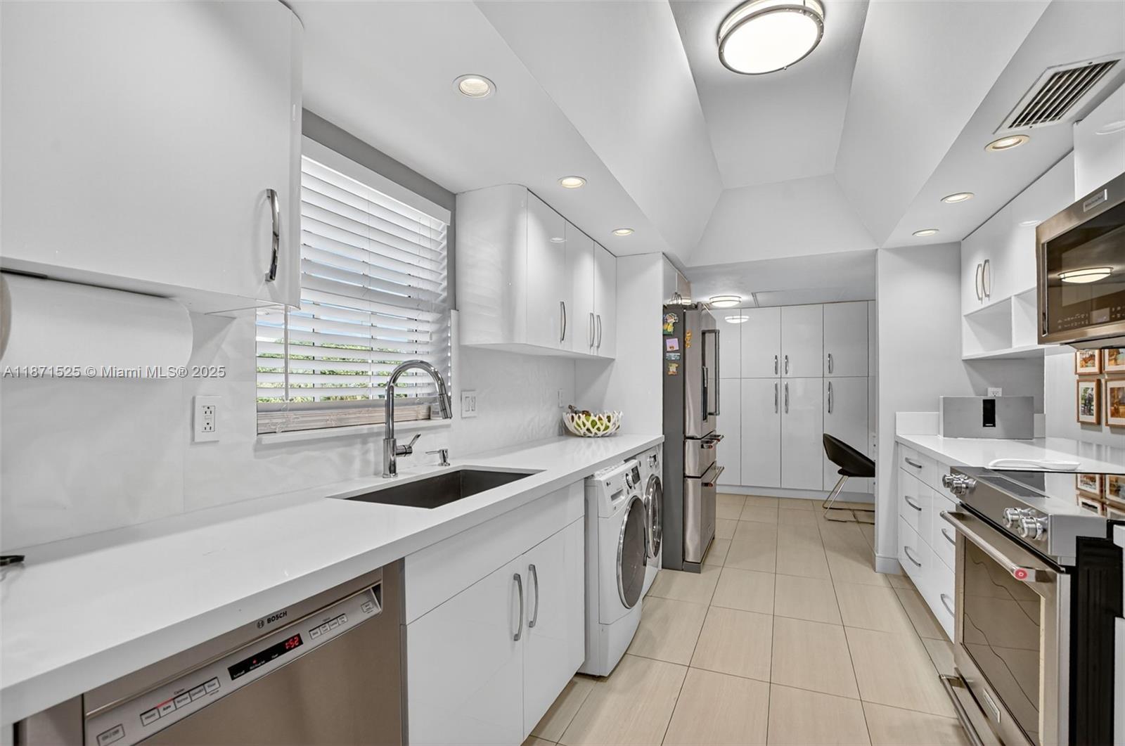 1299 South Ocean Boulevard, Unit F4 Boca Raton, FL 33432 - Photo 7 of 27