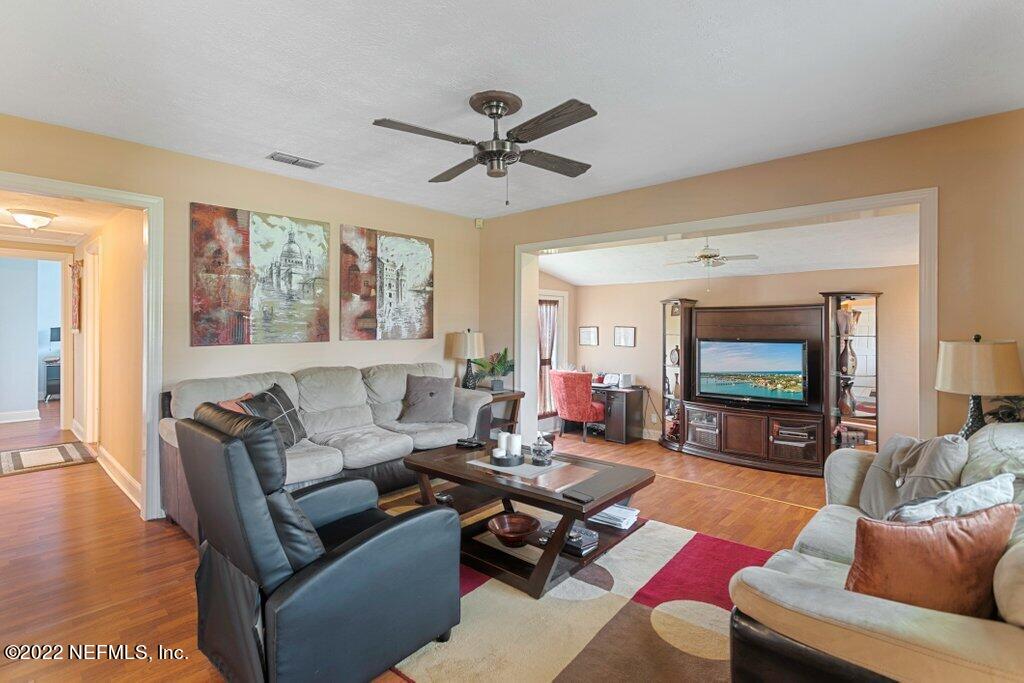 6504 Todd Road Jacksonville, FL 32216 - Photo 12 of 34 6504 Todd (13).jpg-SMALL