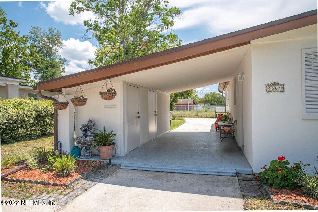 6504 Todd Road Jacksonville, FL 32216 - Photo 5 of 34 6504 Todd (6).jpg-SMALL