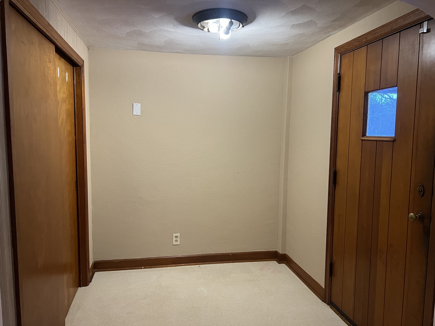 177 South Cone Street Farmington, IL 61531 - Photo 3 of 14