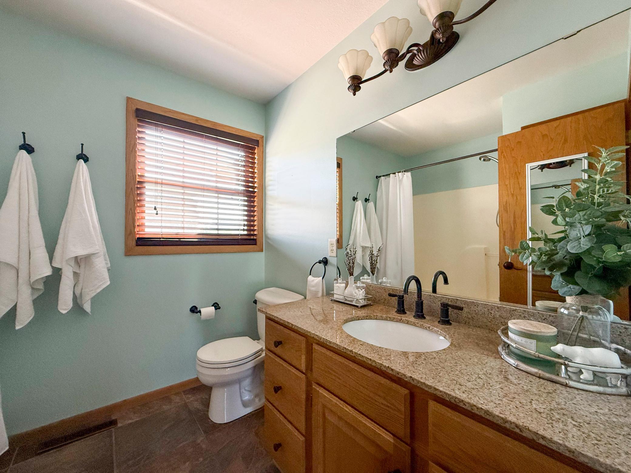411 Waterview Lane Northwest Rochester, MN 55901 - Photo 16 of 35
