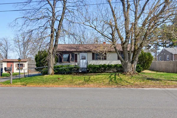 $349,999 | 2 Westchester Drive, Nashua, NH 03063