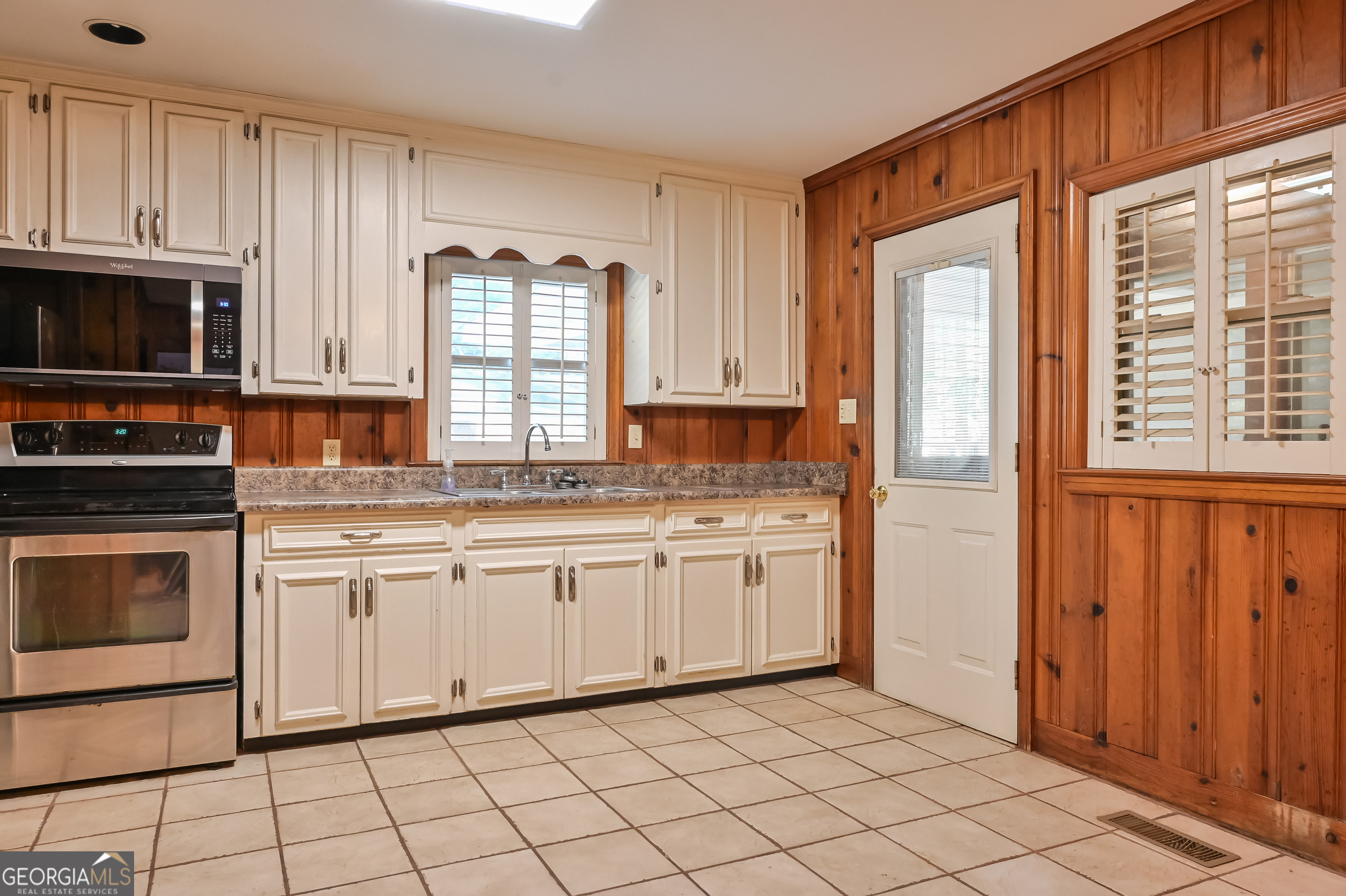 1502 5th Avenue Albany, GA 31707 - Photo 13 of 31