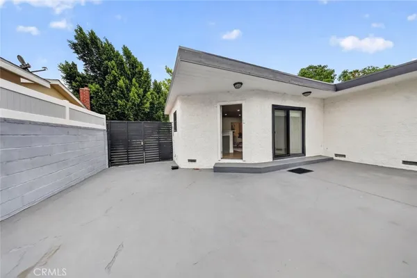$1,099,000 | 7907 Satsuma Avenue, Sun Valley, CA 91352