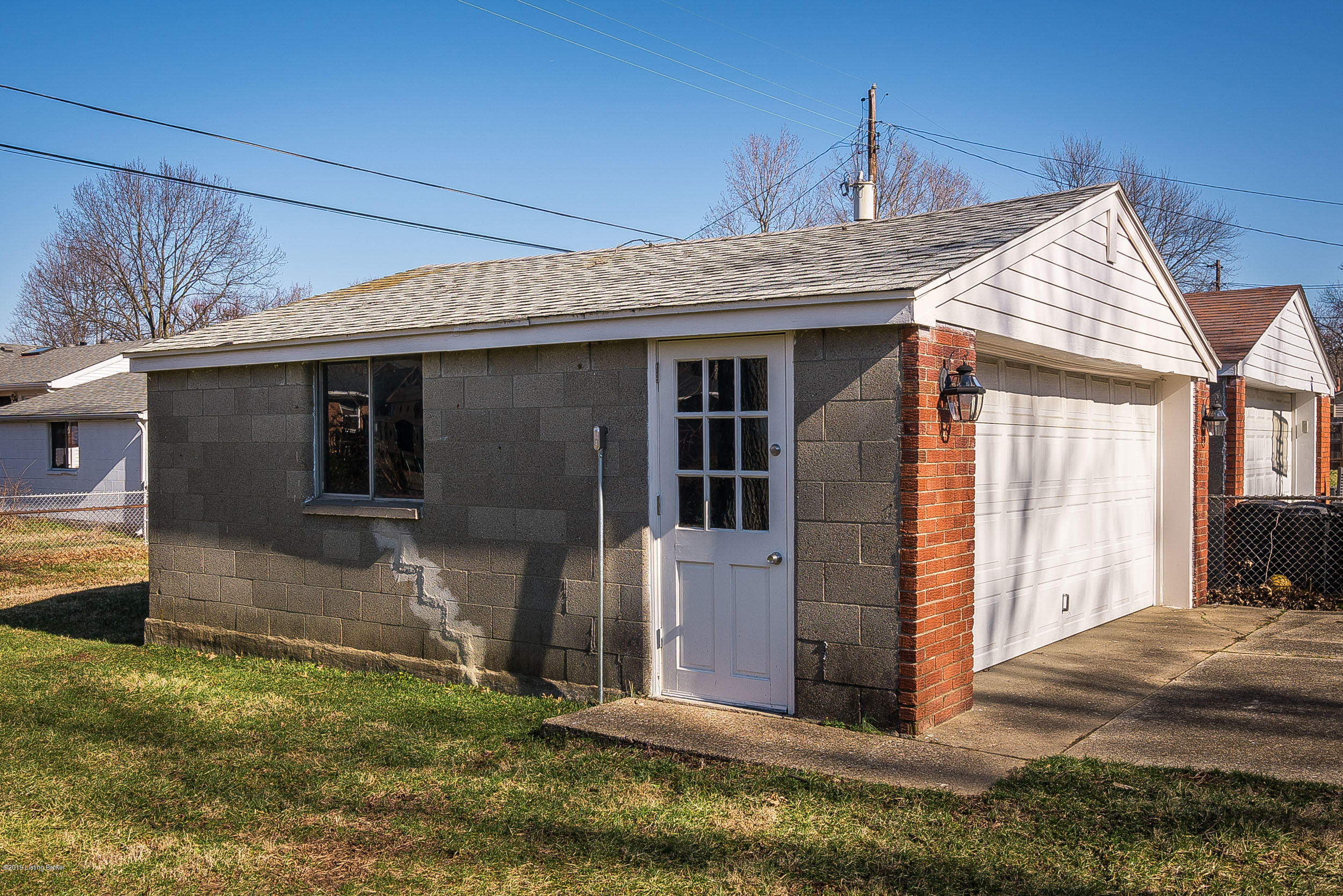 2921 Nepperhan Road Louisville, KY 40218 - Photo 10 of 43 2921 Nepperham Rd-11