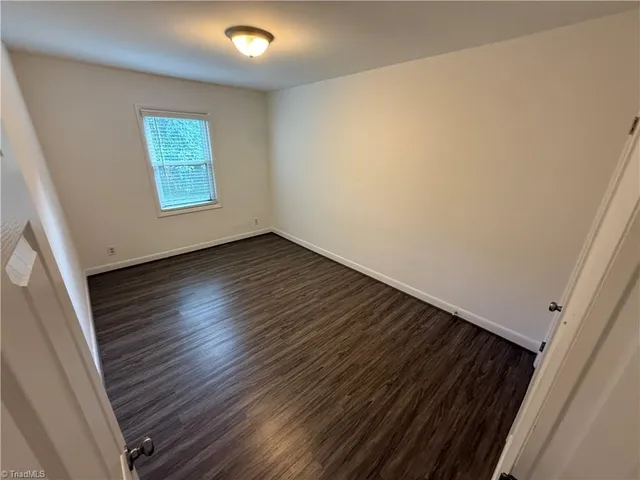 $895 | 233 North Sunset Drive, Unit B, Winston-Salem, NC 27101