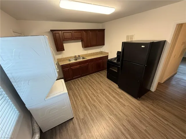 $895 | 233 North Sunset Drive, Unit B, Winston-Salem, NC 27101