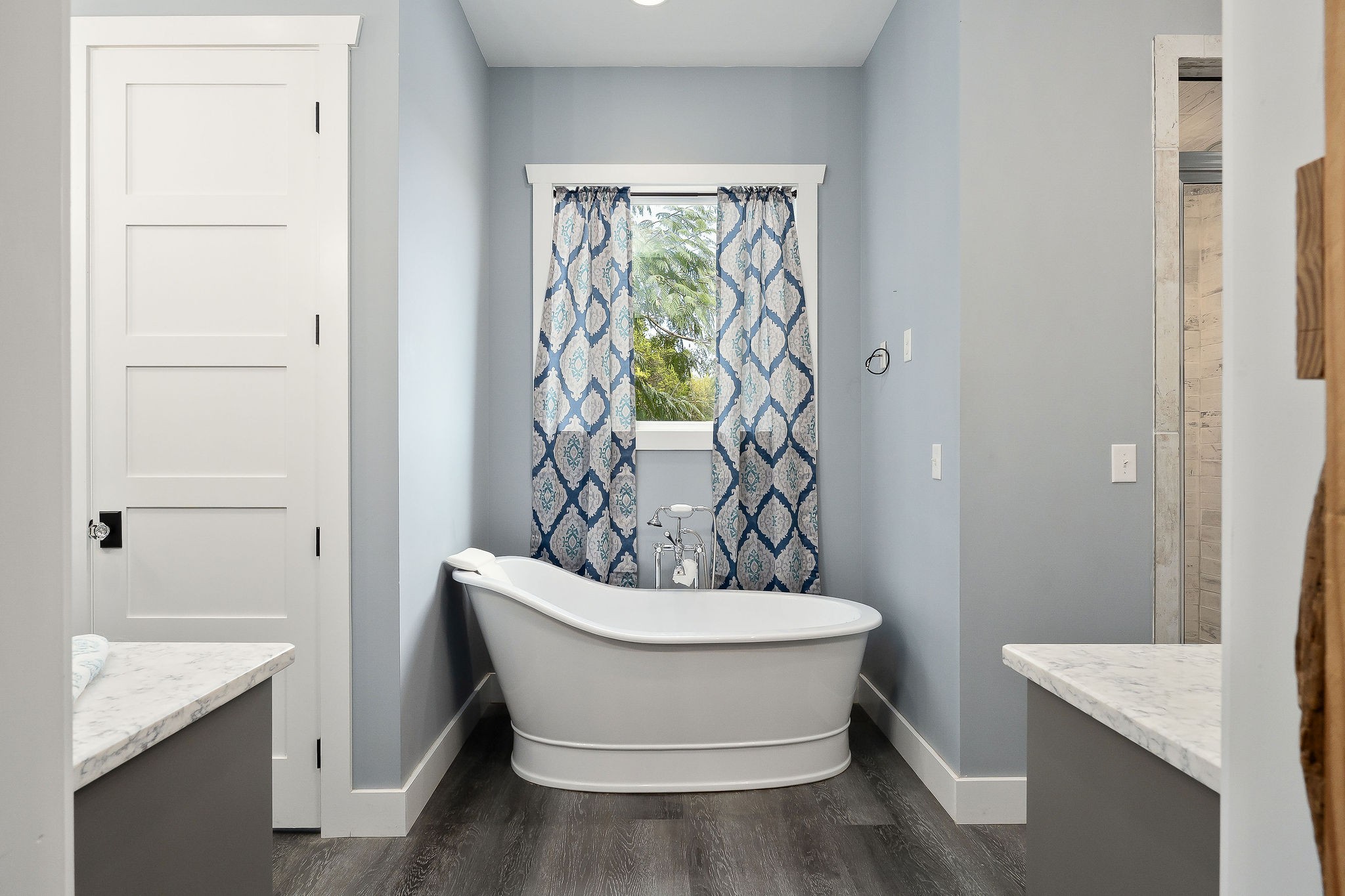 881 Eagle Mountain Road Granville, TN 38564 - Photo 22 of 49 a bathroom with a toilet and a sink