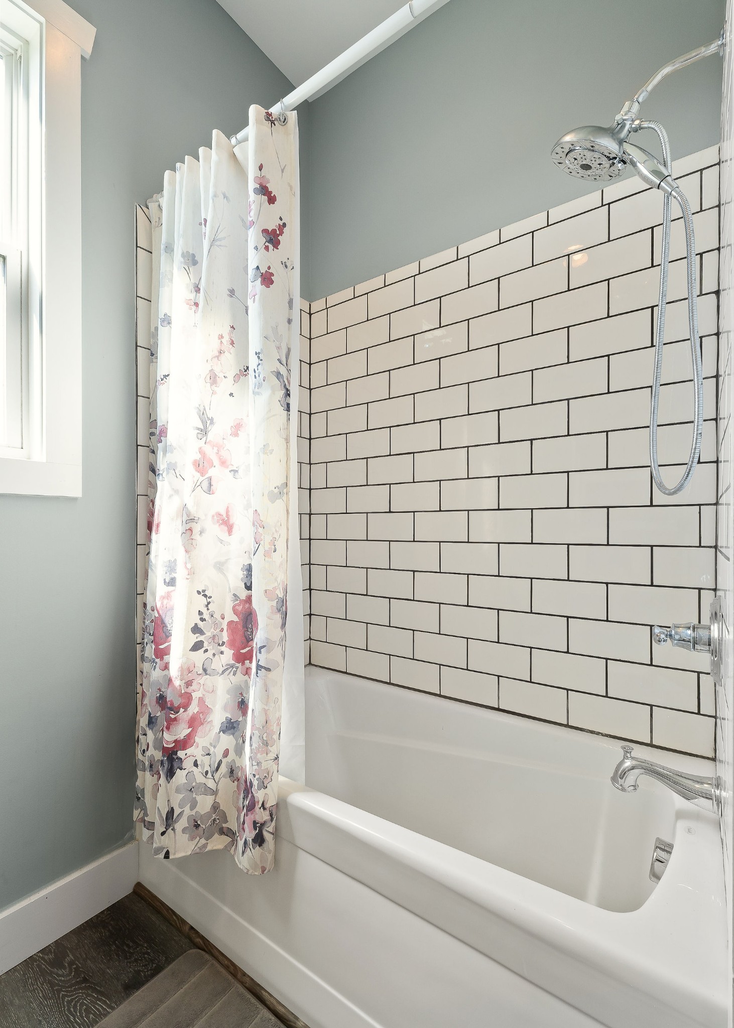 881 Eagle Mountain Road Granville, TN 38564 - Photo 30 of 49 a bathroom with a bathtub and shower