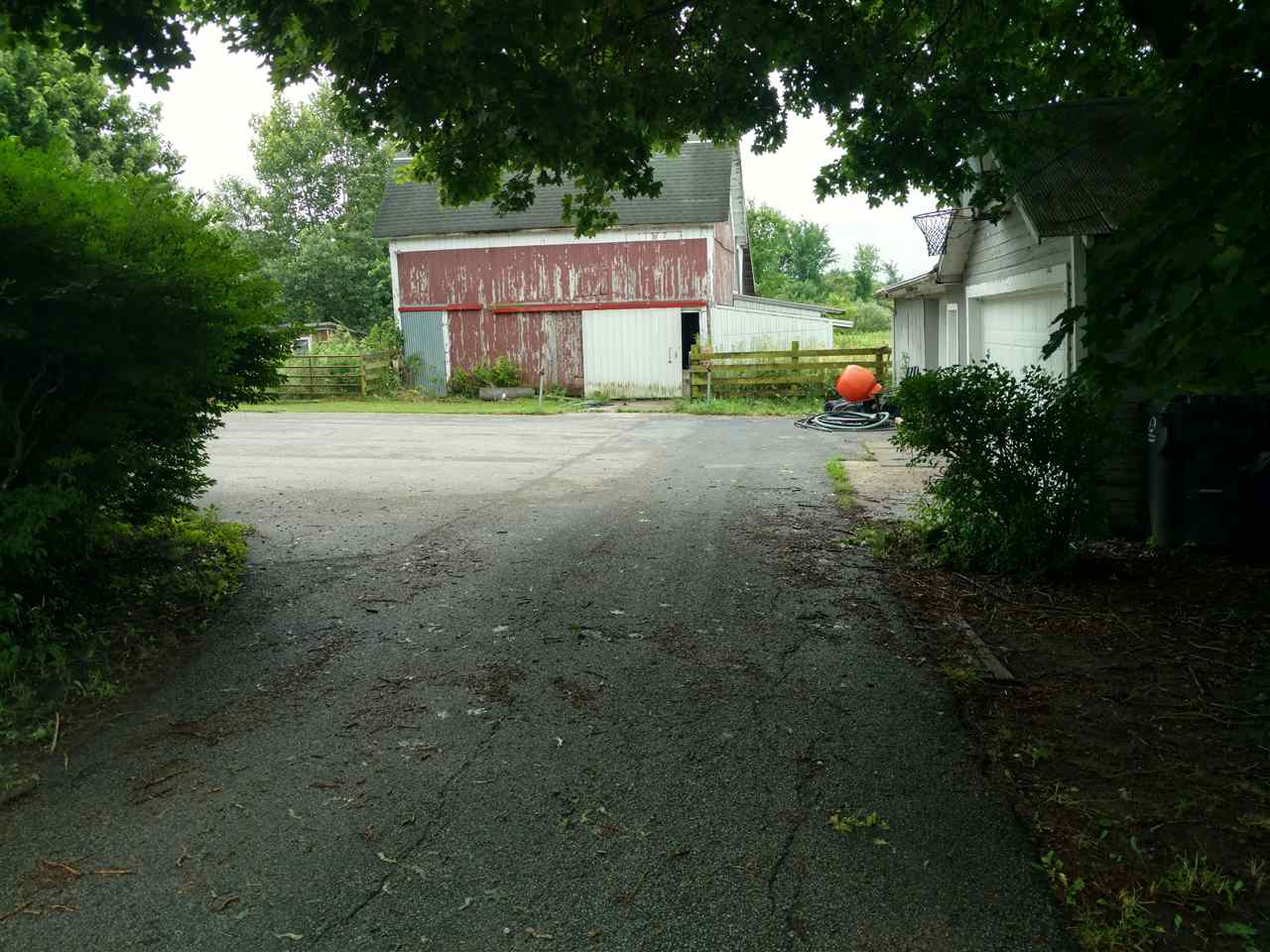 5527 North County Line Road West Huntertown, IN 46748 - Photo 4 of 34