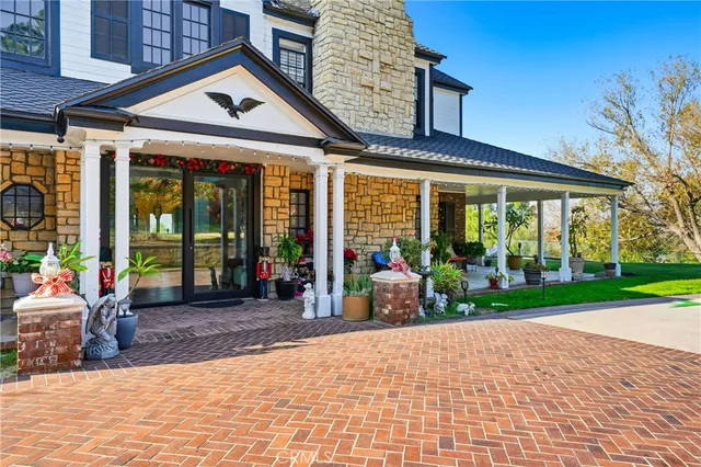 $4,500,000 | 381 South Henning Way, Anaheim, CA 92807