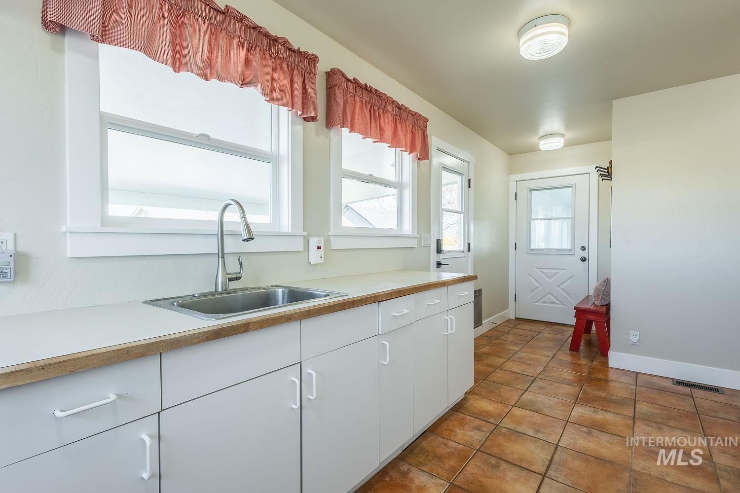 988 West King Road Kuna, ID 83634 - Photo 28 of 50