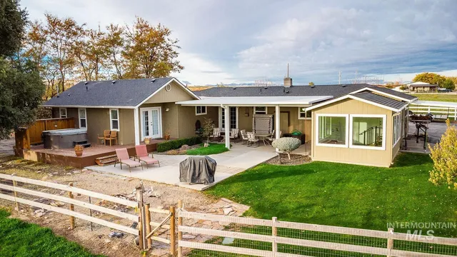 $999,000 | 988 West King Road, Kuna, ID 83634