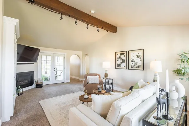 $999,000 | 988 West King Road, Kuna, ID 83634