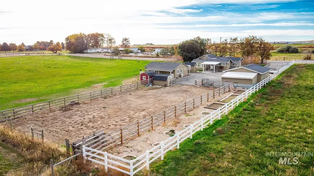 $999,000 | 988 West King Road, Kuna, ID 83634