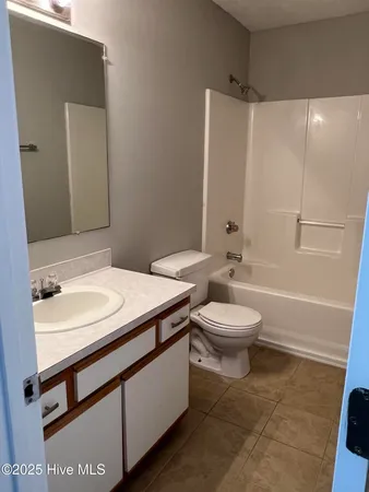 $1,275 | 4128 Bridge Court, Unit B, Winterville, NC 28590