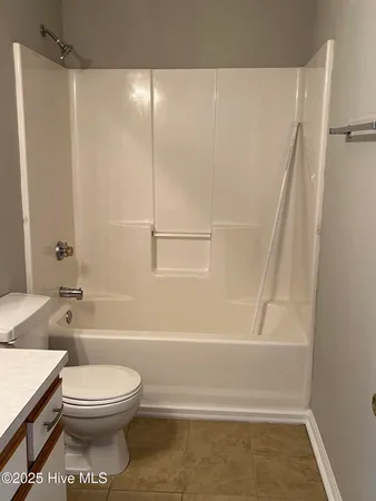 $1,275 | 4128 Bridge Court, Unit B, Winterville, NC 28590