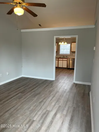 $1,275 | 4128 Bridge Court, Unit B, Winterville, NC 28590