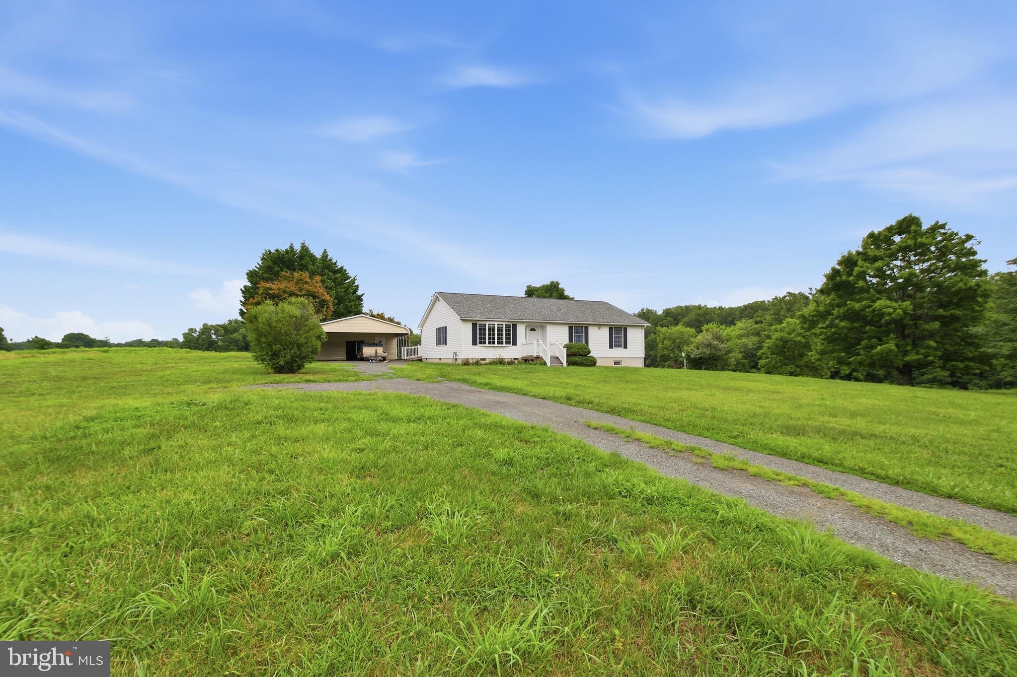 4407 Indian Run Road Amissville, VA 20106 - Photo 3 of 54