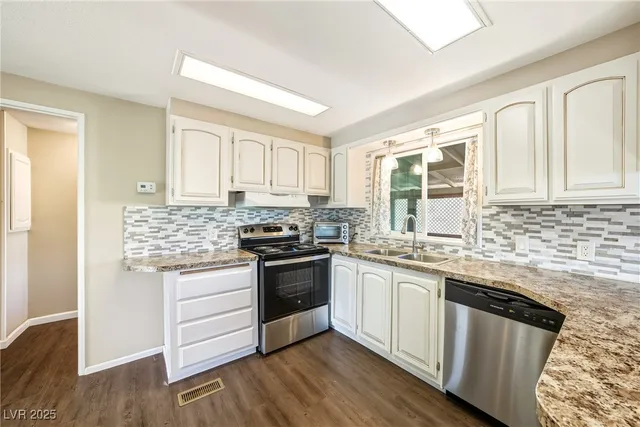 $184,999 | 1621 Monk Avenue, Beatty, NV 89003