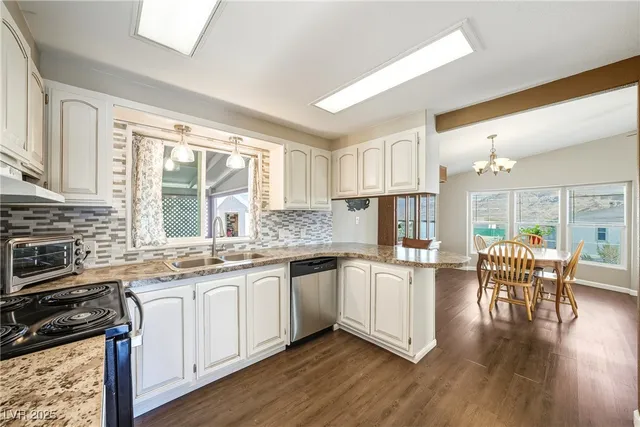 $184,999 | 1621 Monk Avenue, Beatty, NV 89003