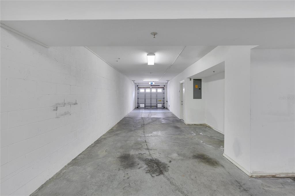 6414 Sunset Bay Circle Apollo Beach, FL 33572 - Photo 34 of 50 a view of entryway