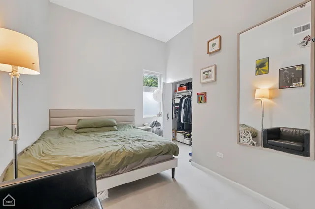 $3,250 | 1921 South Jefferson Street, Unit 1, Chicago, IL 60616