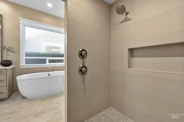 $679,777 | 1049 East Crescendo Street, Meridian, ID 83642