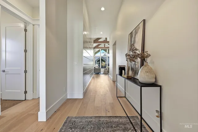 $679,777 | 1049 East Crescendo Street, Meridian, ID 83642