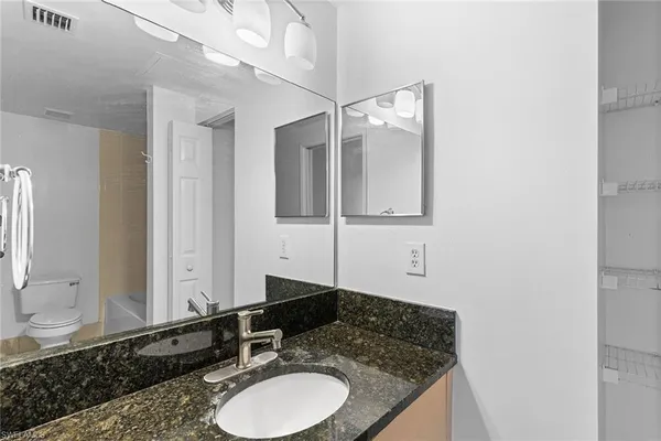 $2,100 | 1130 Reserve Way, Unit 206, Naples, FL 34105