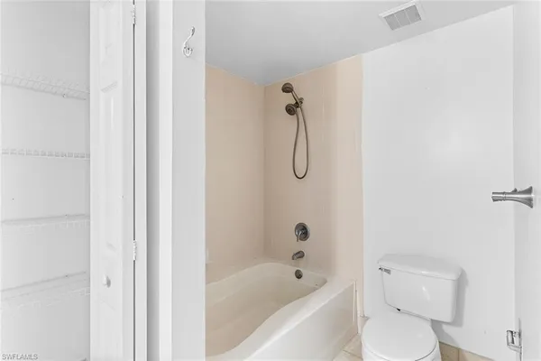 $2,100 | 1130 Reserve Way, Unit 206, Naples, FL 34105