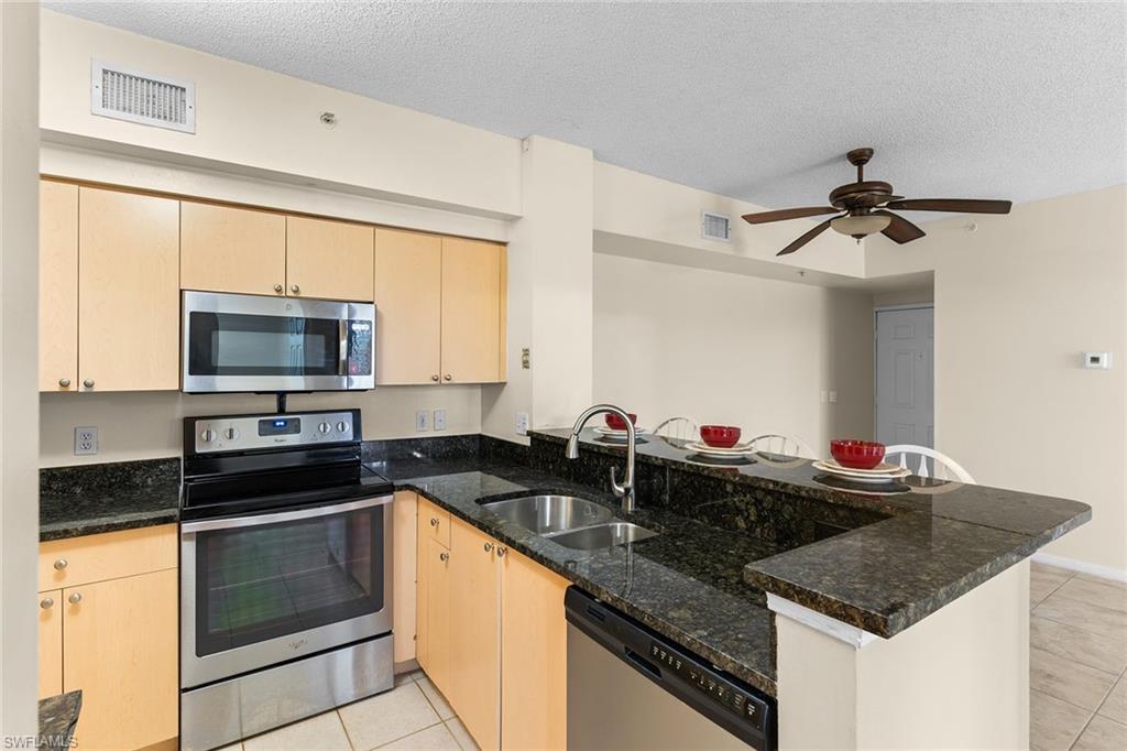 1130 Reserve Way, Unit 3 Naples, FL 34105 - Photo 6 of 25