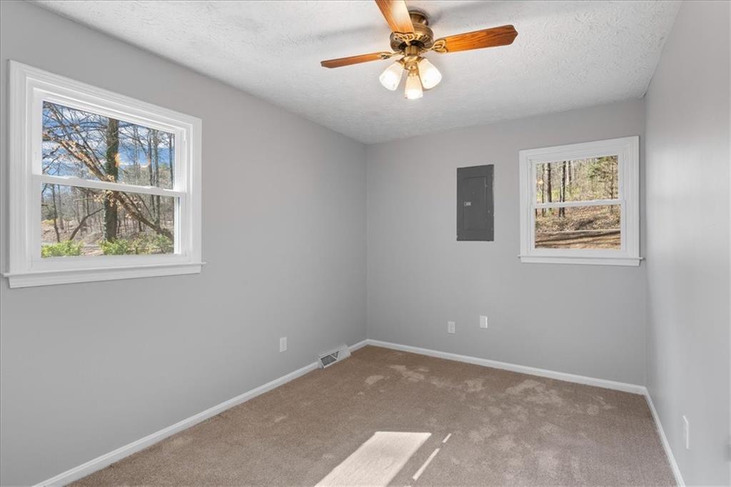 11 Ridgeview Drive Southeast Silver Creek, GA 30173 - Photo 25 of 37