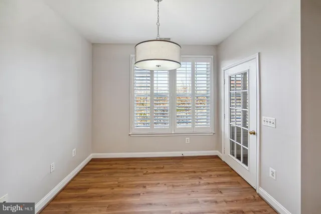 $625,000 | 9405 Blackwell Road, Unit 305, Rockville, MD 20850