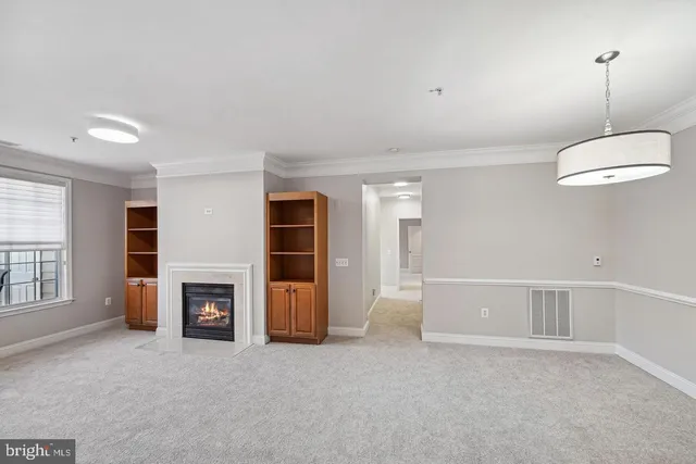 $625,000 | 9405 Blackwell Road, Unit 305, Rockville, MD 20850