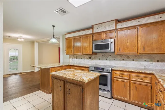 $440,000 | 3525 Centennial Drive, Belton, TX 76513