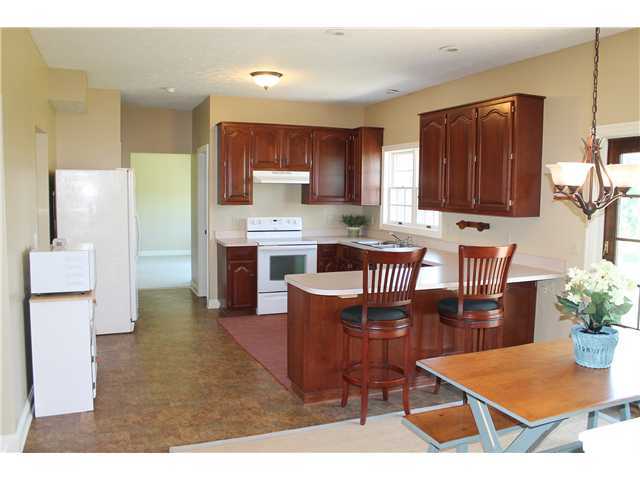 6895 Condit Road Centerburg, OH 43011 - Photo 4 of 25 Gallery Image 4