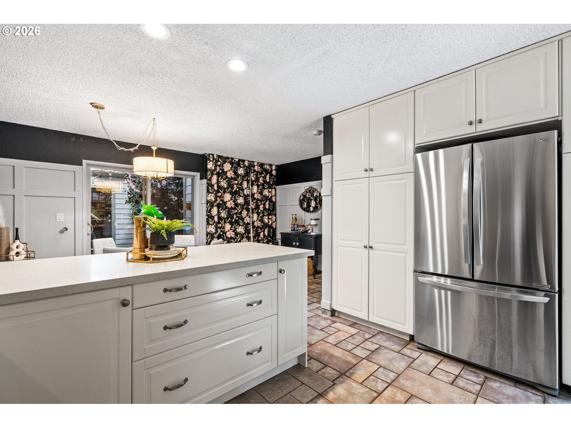 1200 Northeast Territorial Road, Unit 72 Canby, OR 97013 - Photo 13 of 46 Kitchen